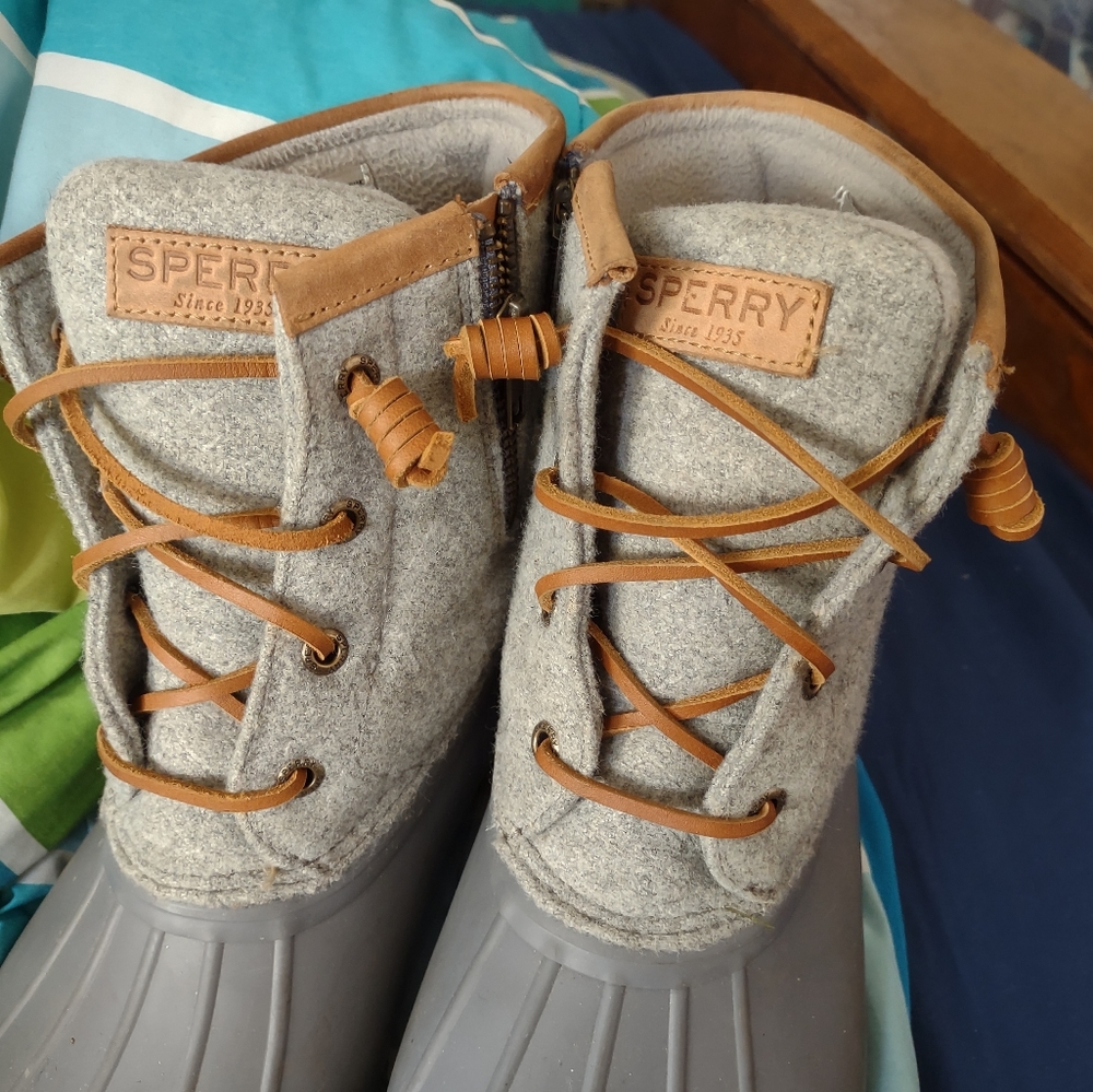 Sperry duck boots - Picture 7 of 9